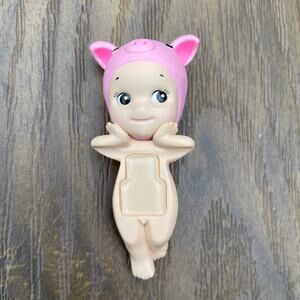 Sonny Angel Hipper Pig minifigure collectible attach me